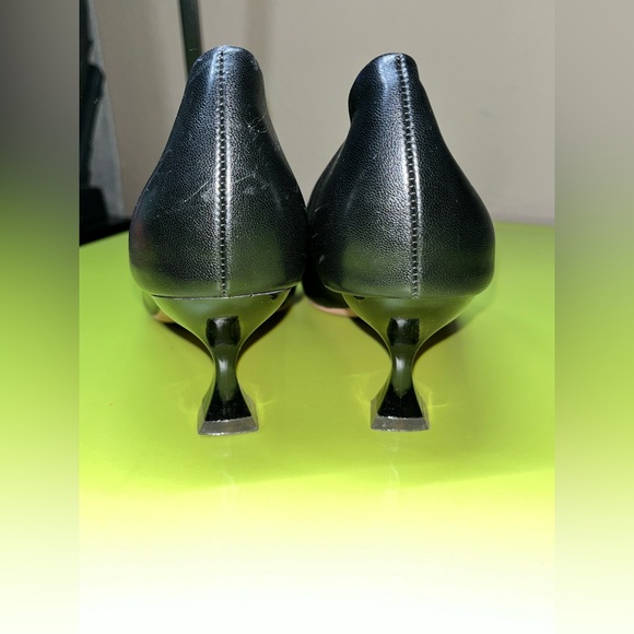 C. Paravano pump heels black leather hardly worn size 40.5/Womens 10 - Picture 10 of 11